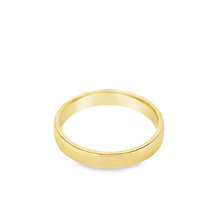 18ct Yellow Gold Gents 4mm Edged Wedding Ring