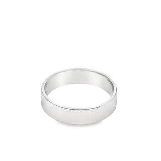 18ct White Gold Gents 6mm Edged Wedding Ring