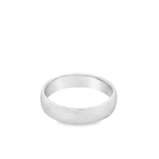 18ct White Gold Gents 5mm Plain Wedding Ring